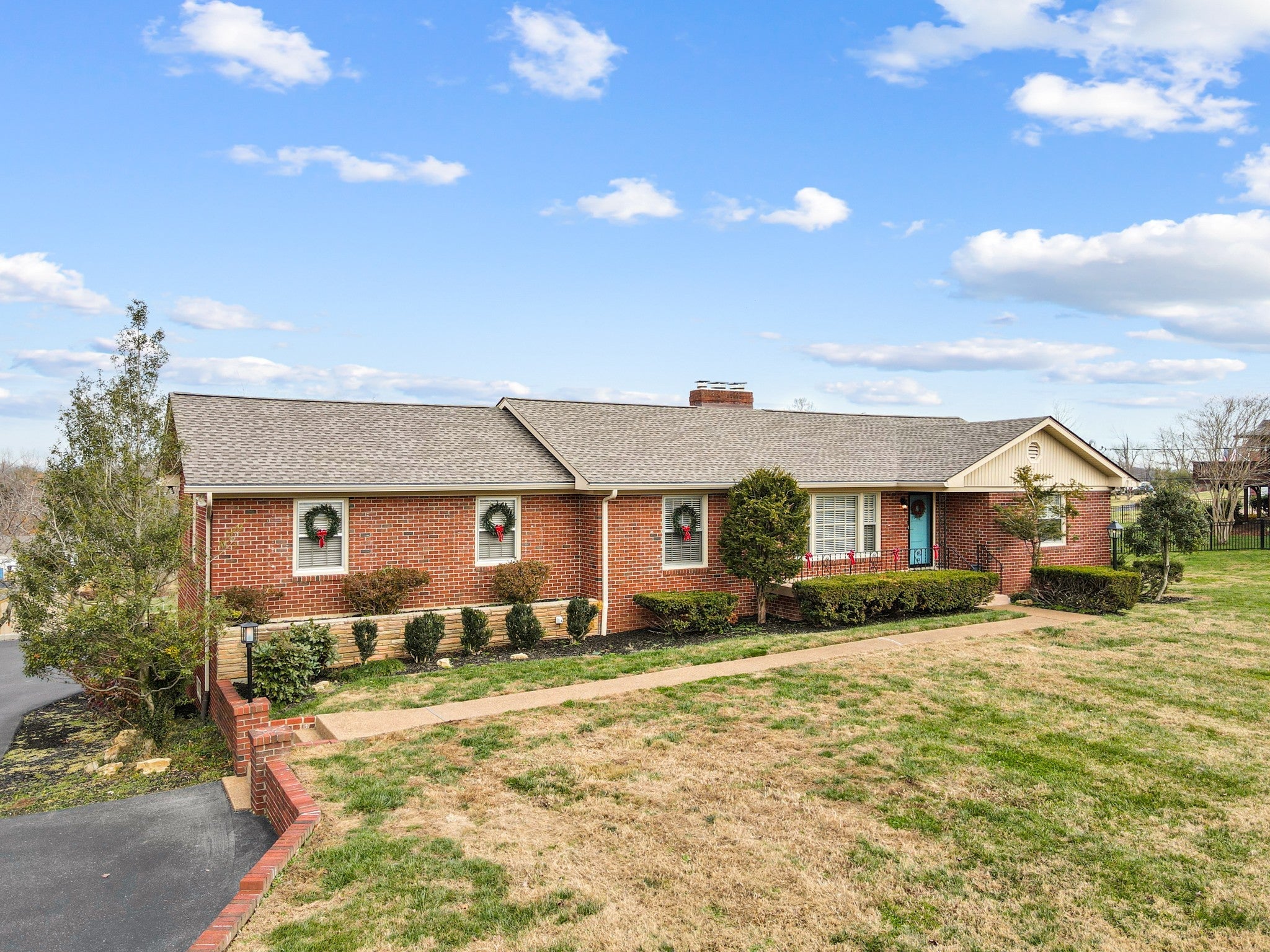 Home for sale in 2822 Lumar Ln Nashville, TN