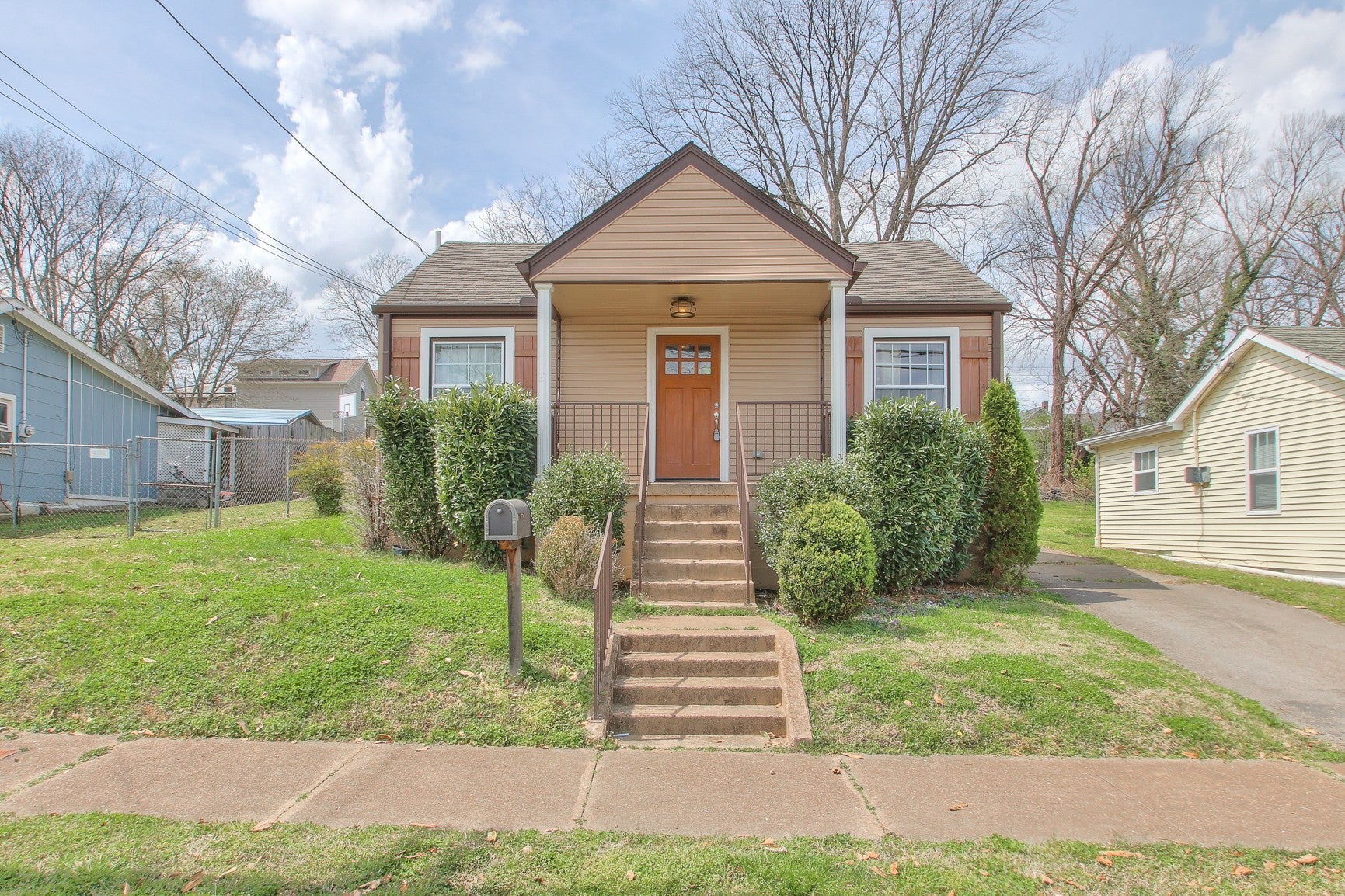 Home for sale in 712 S 13th St Nashville, TN