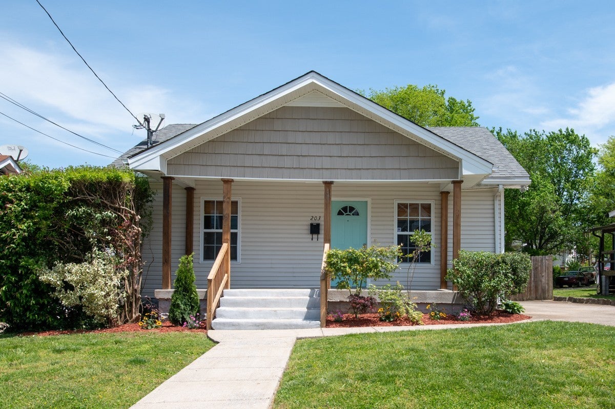 Home for sale in 203 Myrtle St Nashville, TN