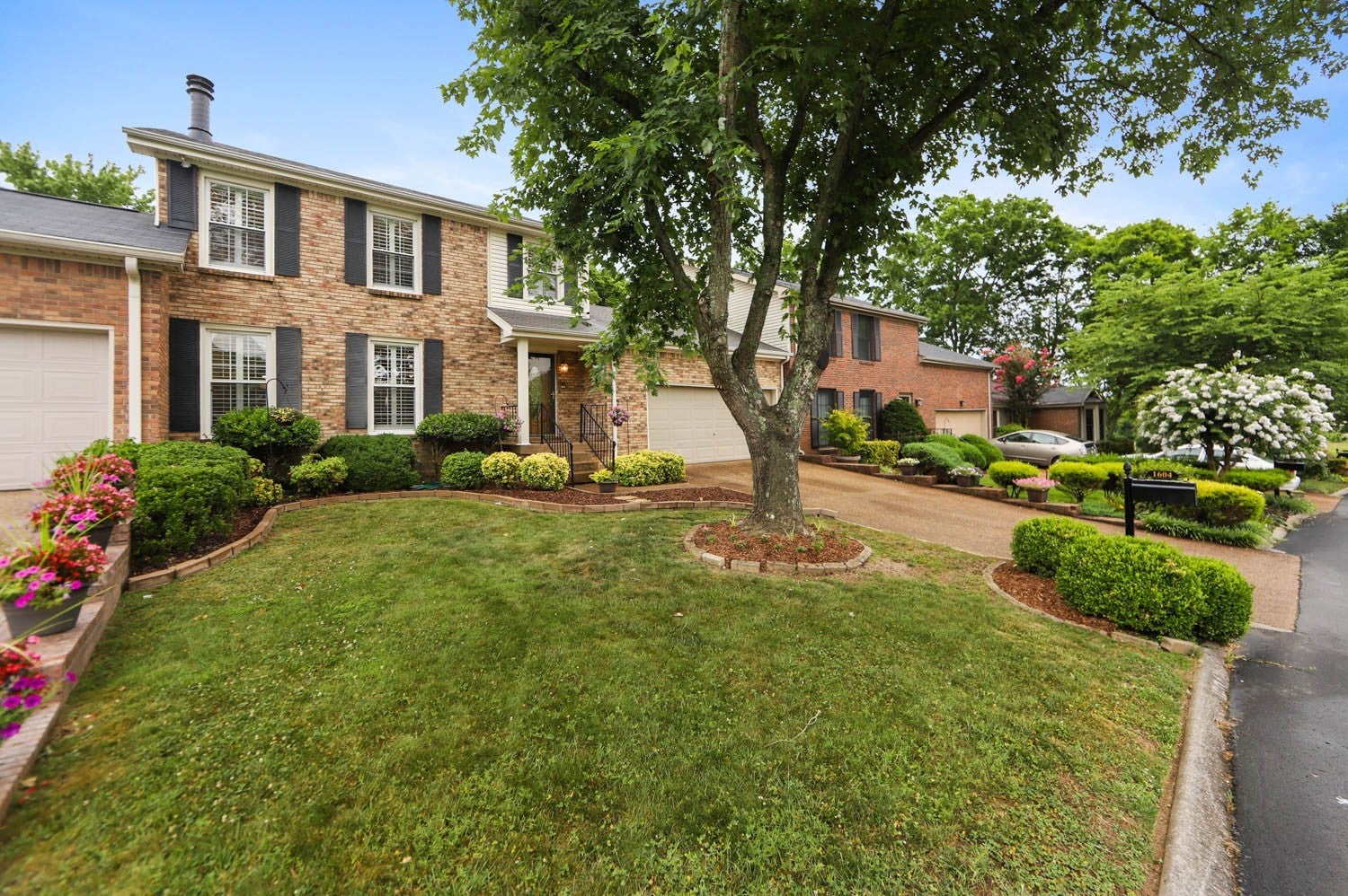 Brentwood Real Estate - Residential for sale