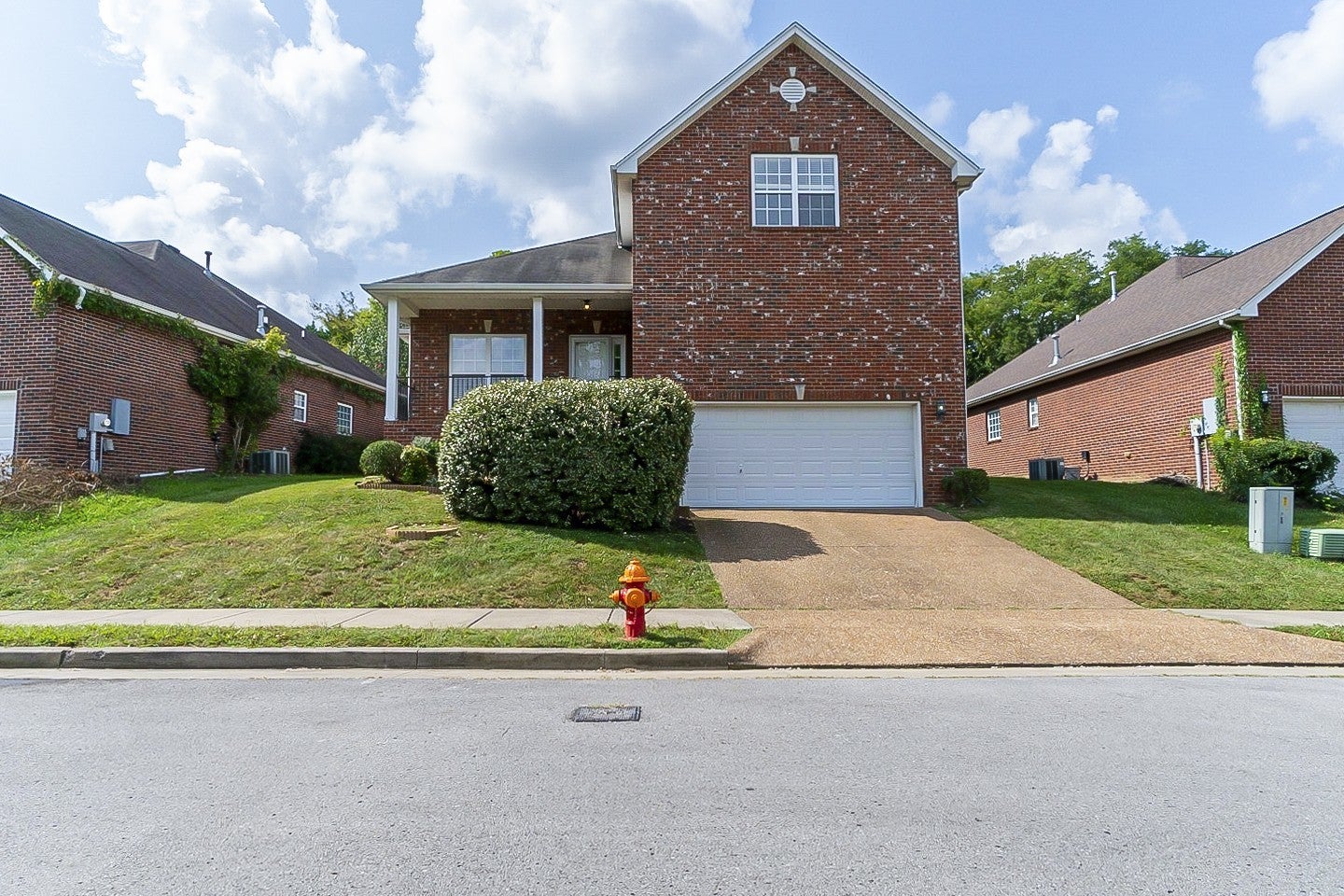 Home for sale in 7025 Oak Brook Ter Brentwood, TN