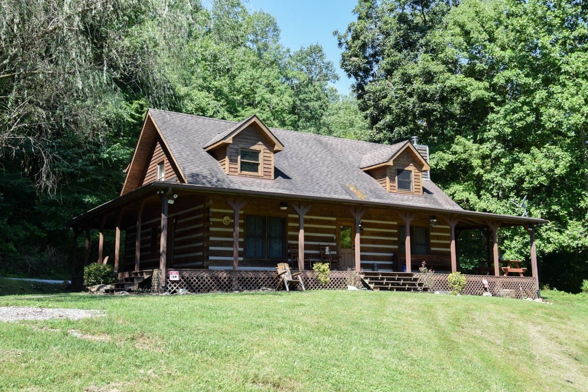 Home for sale in 740a Leaths Chapel Rd. Bethpage, TN