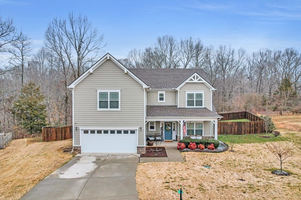 Home for sale in 2004 Case Way Fairview, TN