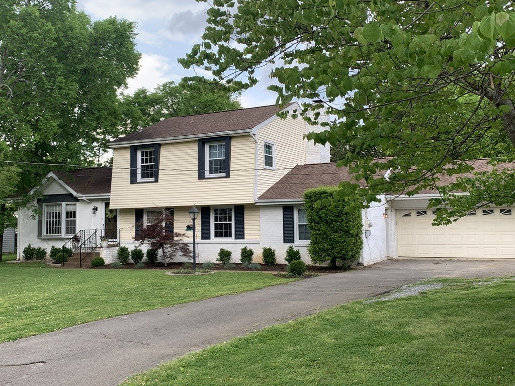 Home for sale in 104 Coastal Court W Nashville, TN