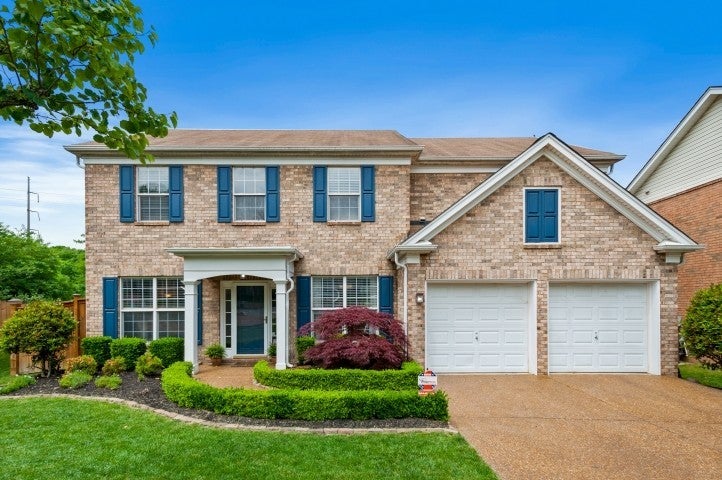 Brentwood Real Estate - Residential for sale