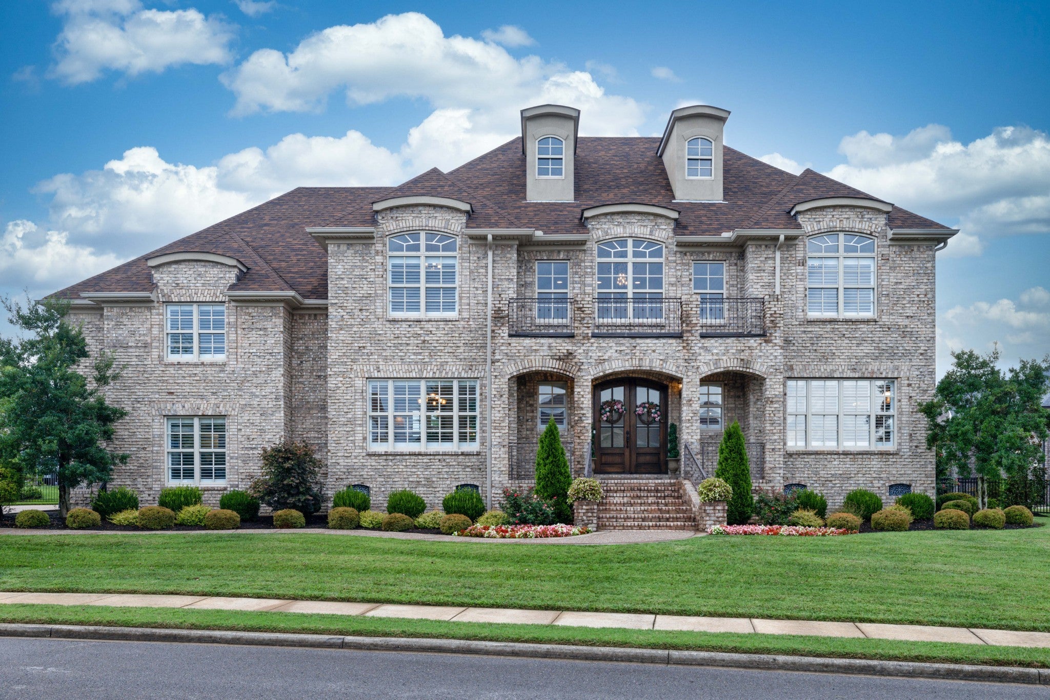 Home for sale in 1083 Gadwall Cir Hendersonville, TN