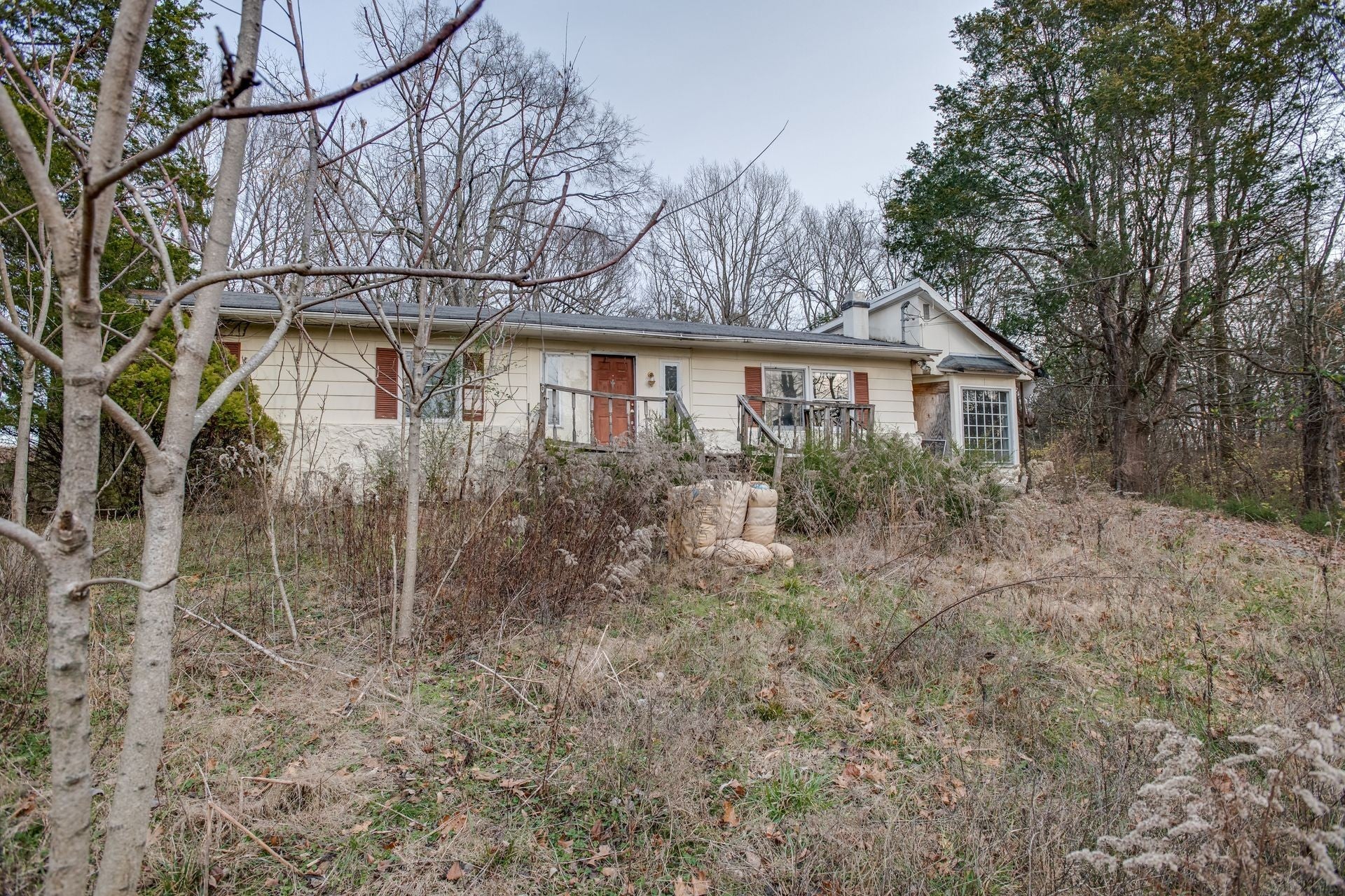 Home for sale in 1120 Waller Rd Brentwood, TN