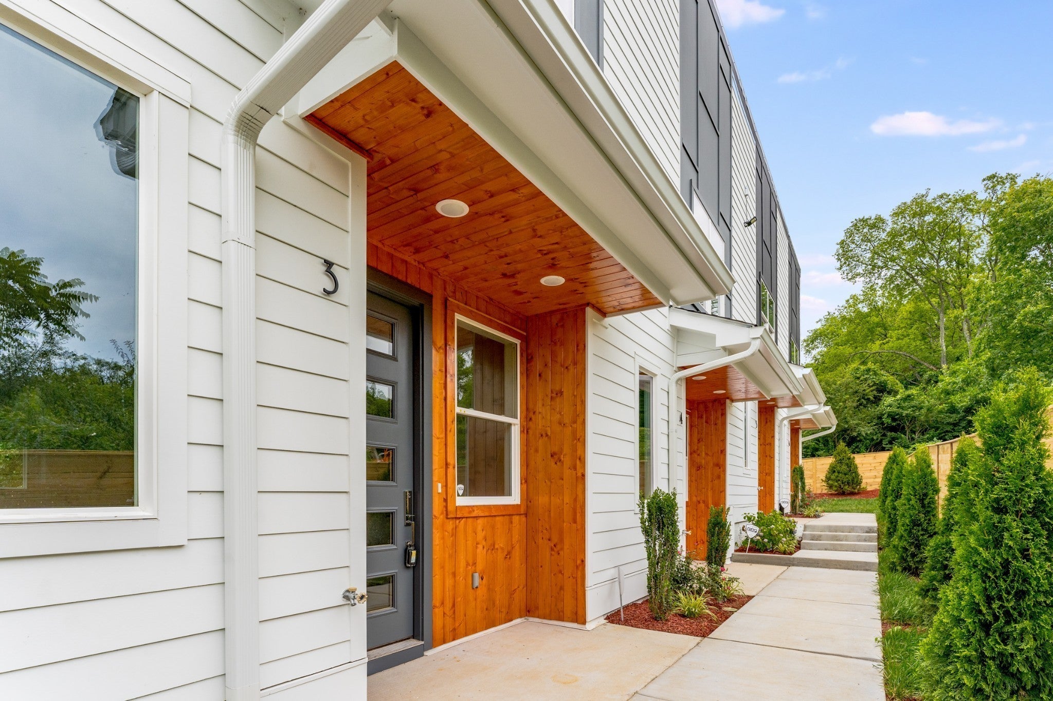 Home for sale in 805 Cherokee Ave 4 Nashville, TN