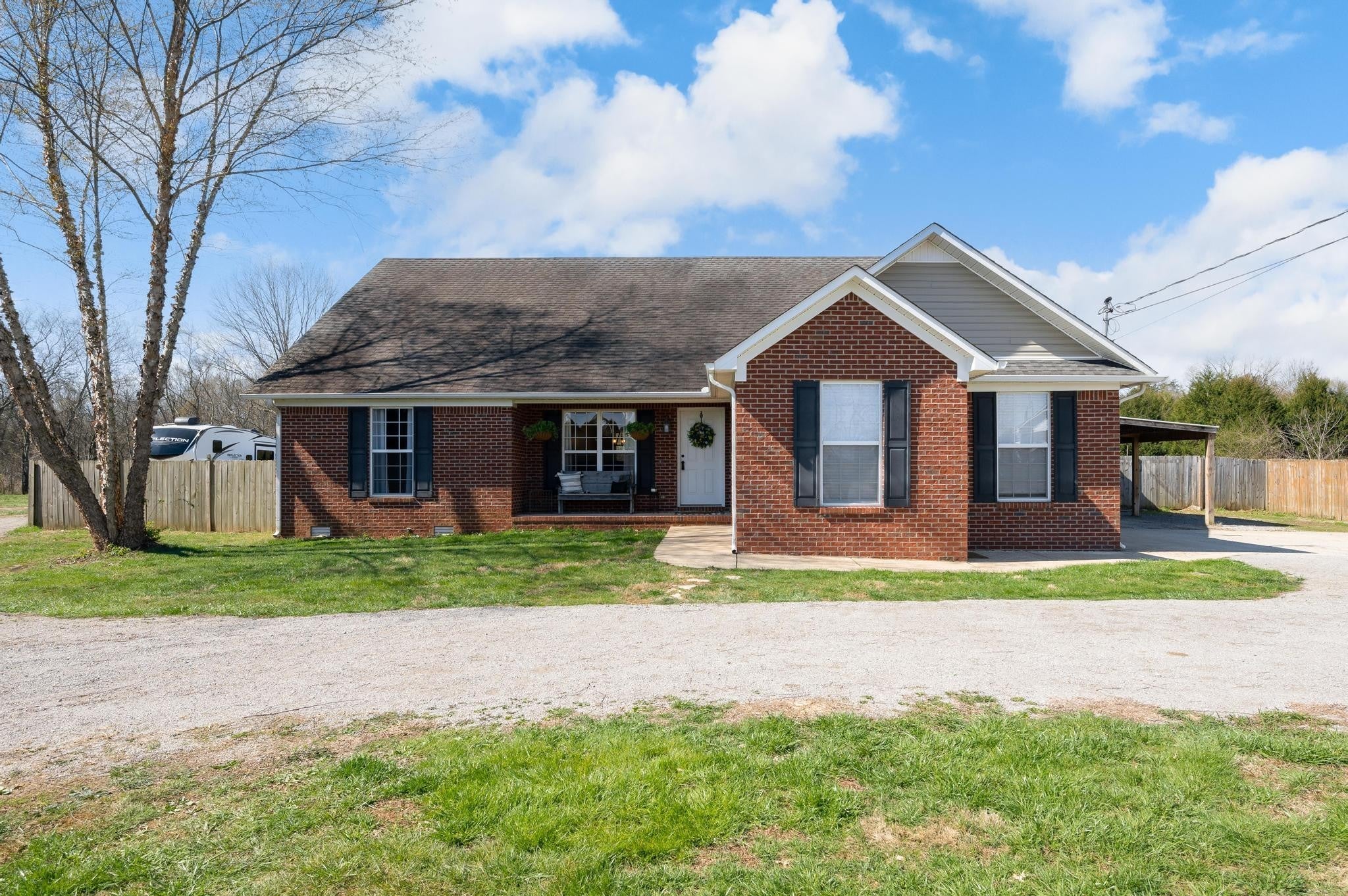 Home for sale in 2141 Horton Way Lewisburg, TN