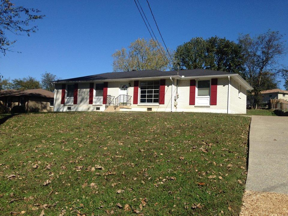 Home for sale in 139 Chippendale Drive Hendersonville, TN