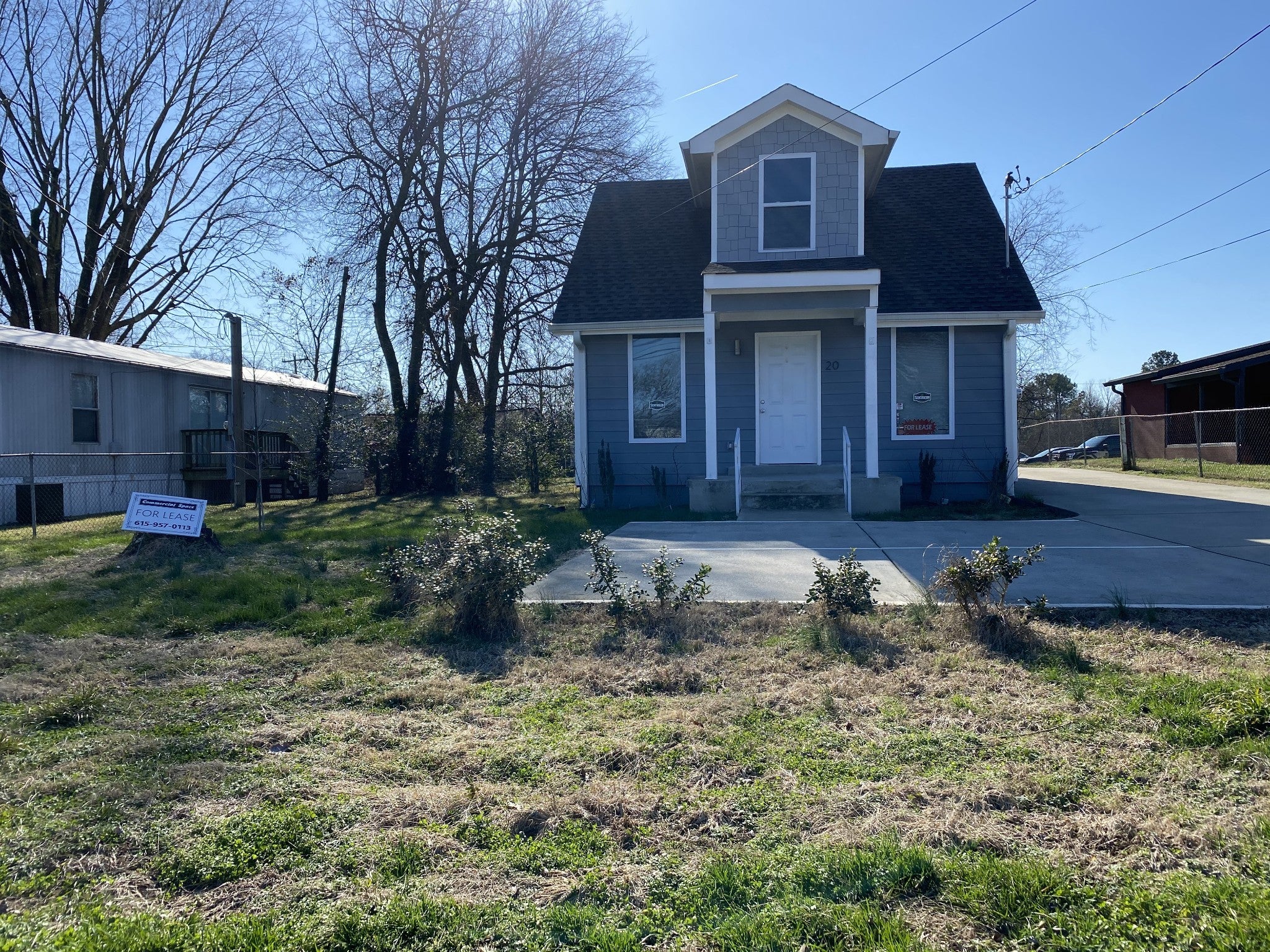 Home for sale in 209 Campus Dr Hendersonville, TN