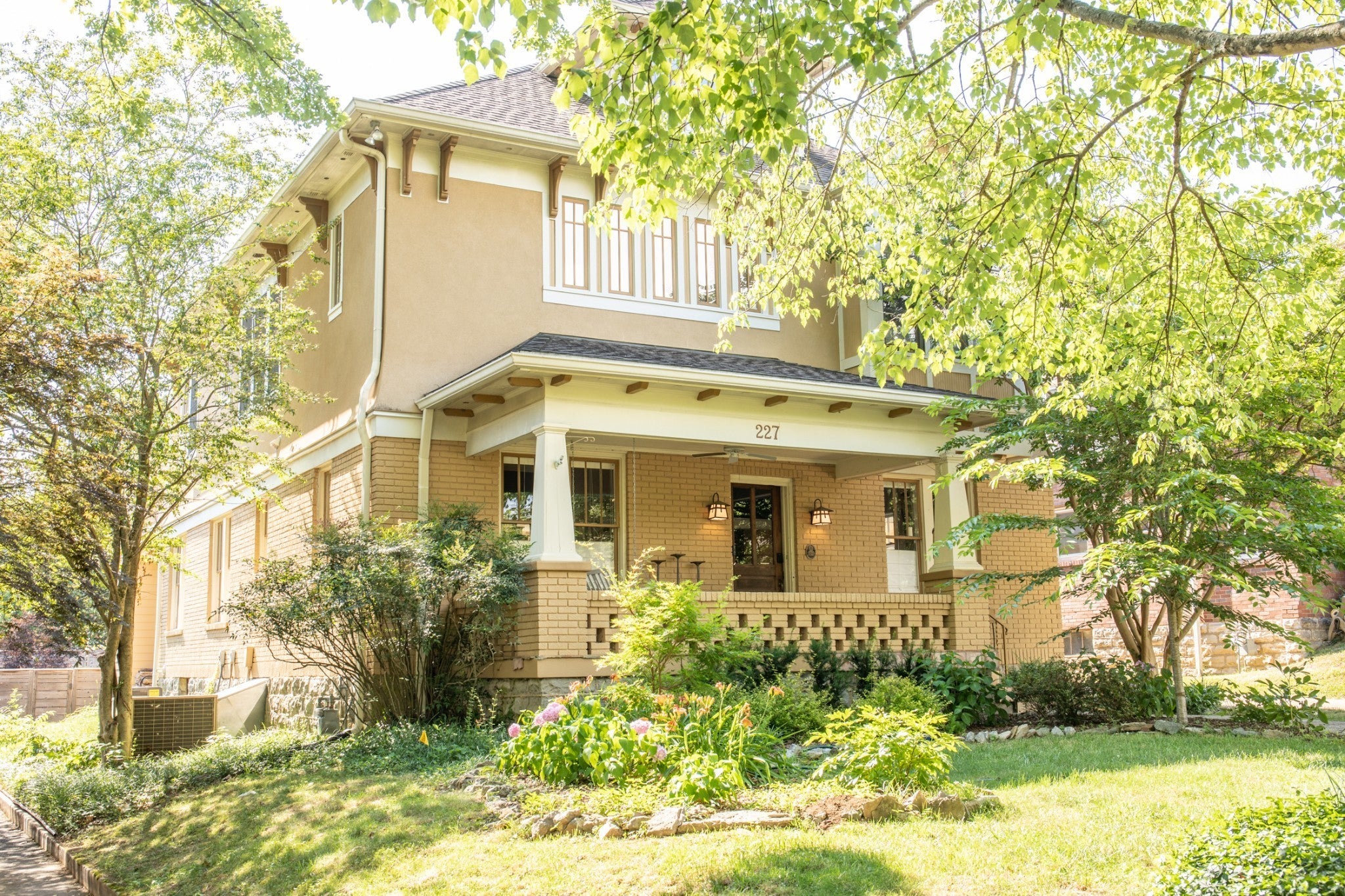 Home for sale in 227 Carden Ave Nashville, TN