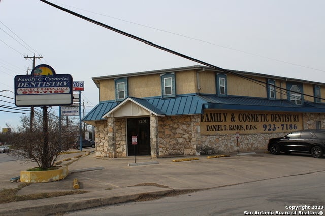 7203 Somerset Rd, San Antonio