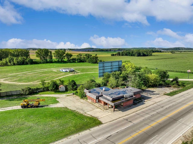 W6315 Us Highway 18, Jefferson