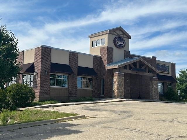 800 Nygaard Street, Stoughton