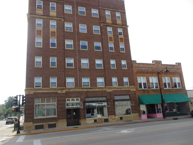 103 E Maple Avenue, Beaver Dam