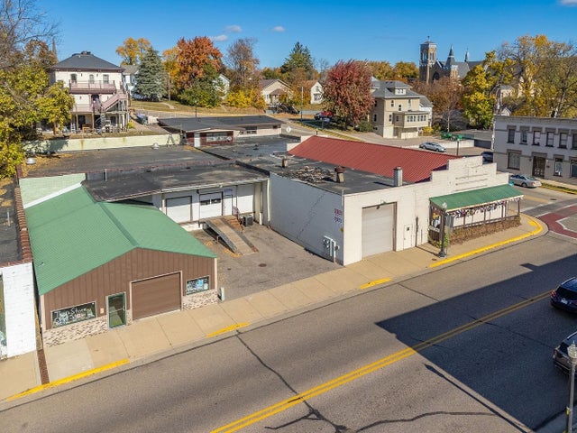 201 & 211 Ash Street, Baraboo