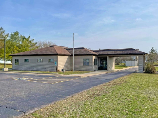 102 Gillette Street, Pardeeville
