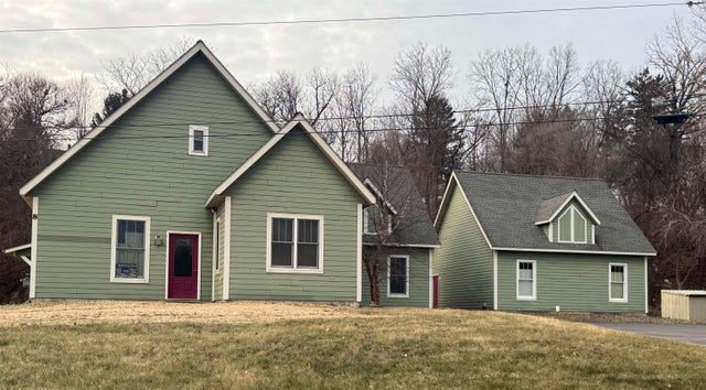 8 Commerce Street, Mineral Point