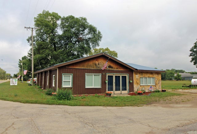 358 S Oak Street, Lone Rock