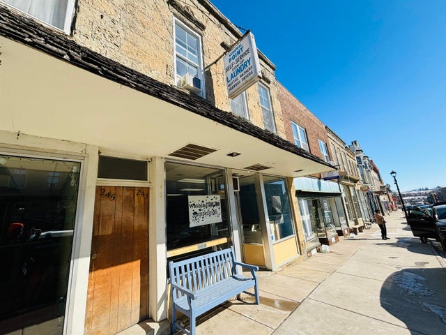 243 High Street, Mineral Point