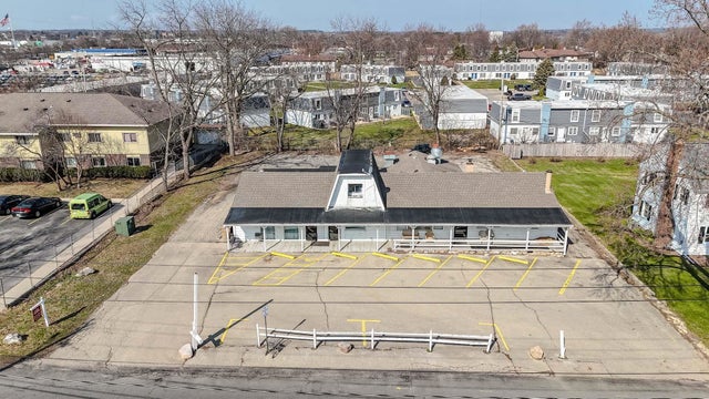 2440 Perry Street, Madison