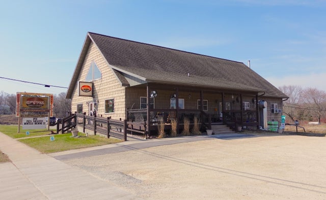 201 Main Street, Montello