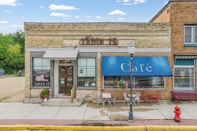 15 Main Street, Montello