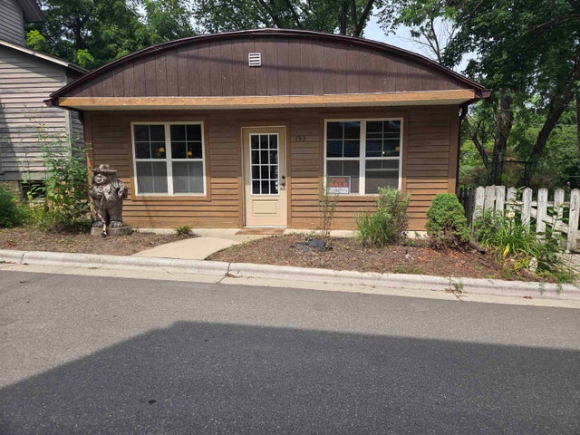 151 Jail Alley, Mineral Point