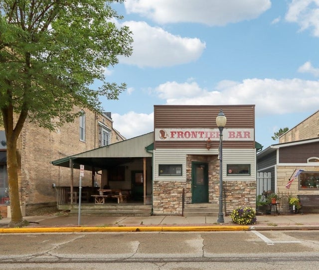 109 N Main Street, Poynette