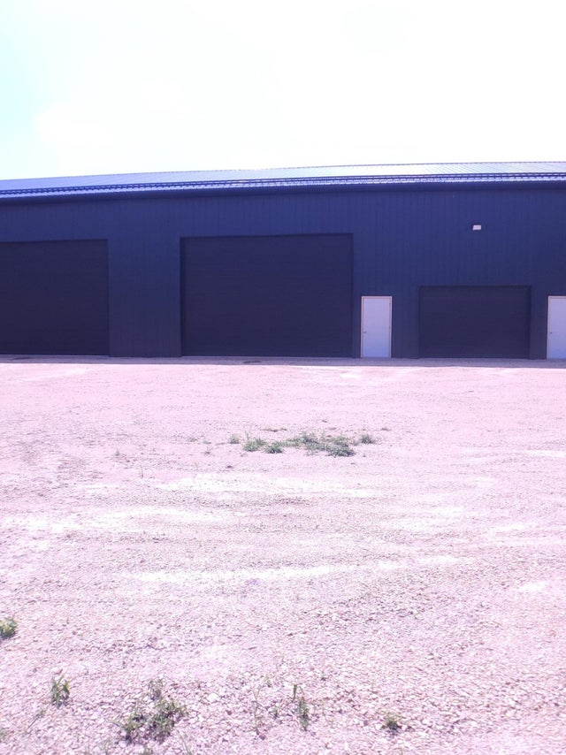 #2 - 7539 Us Highway 14, Arena