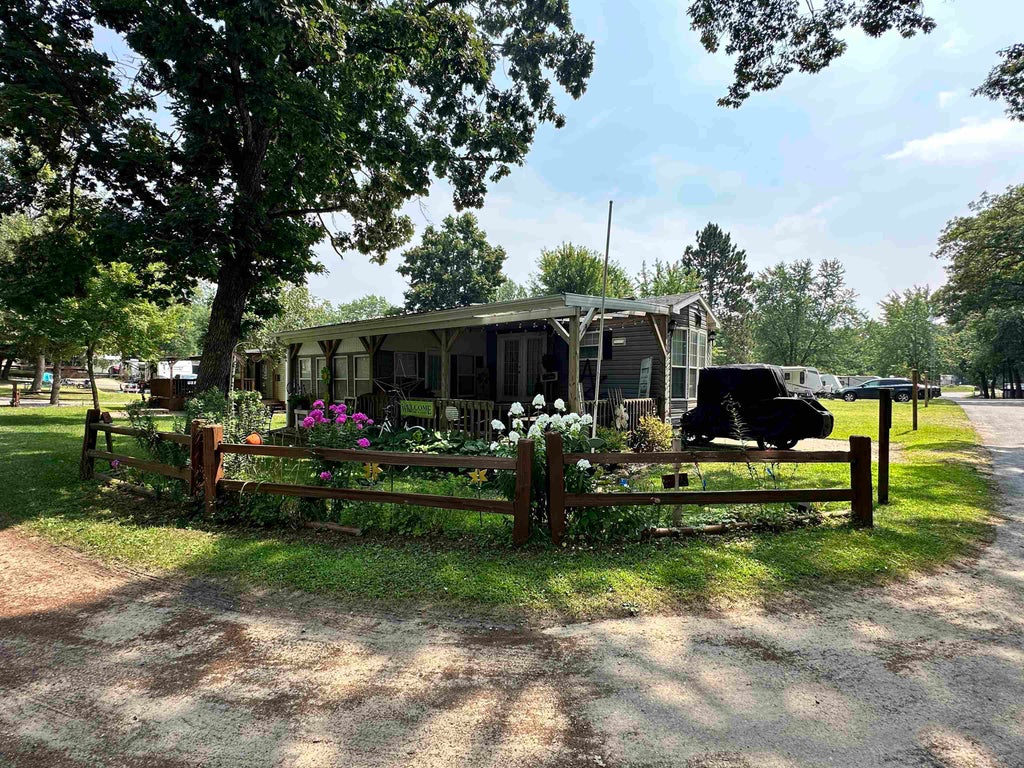 #49 - 49 Yogi Bear, Warrens