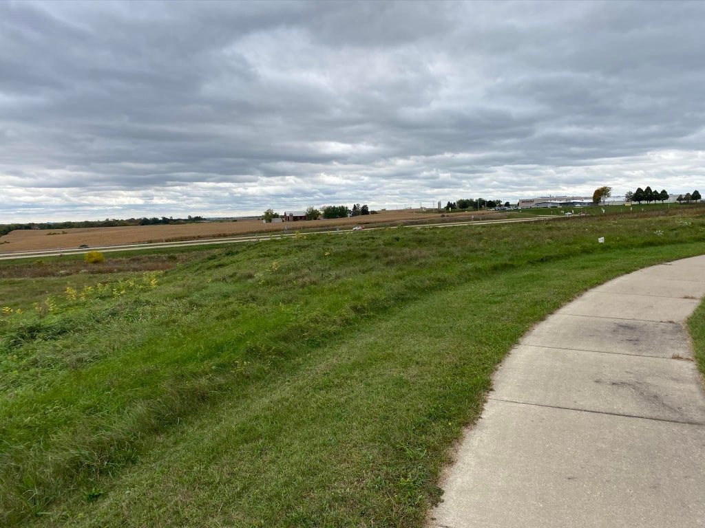 10810 Village Circle, Blue Mounds, WI MLS 1928806