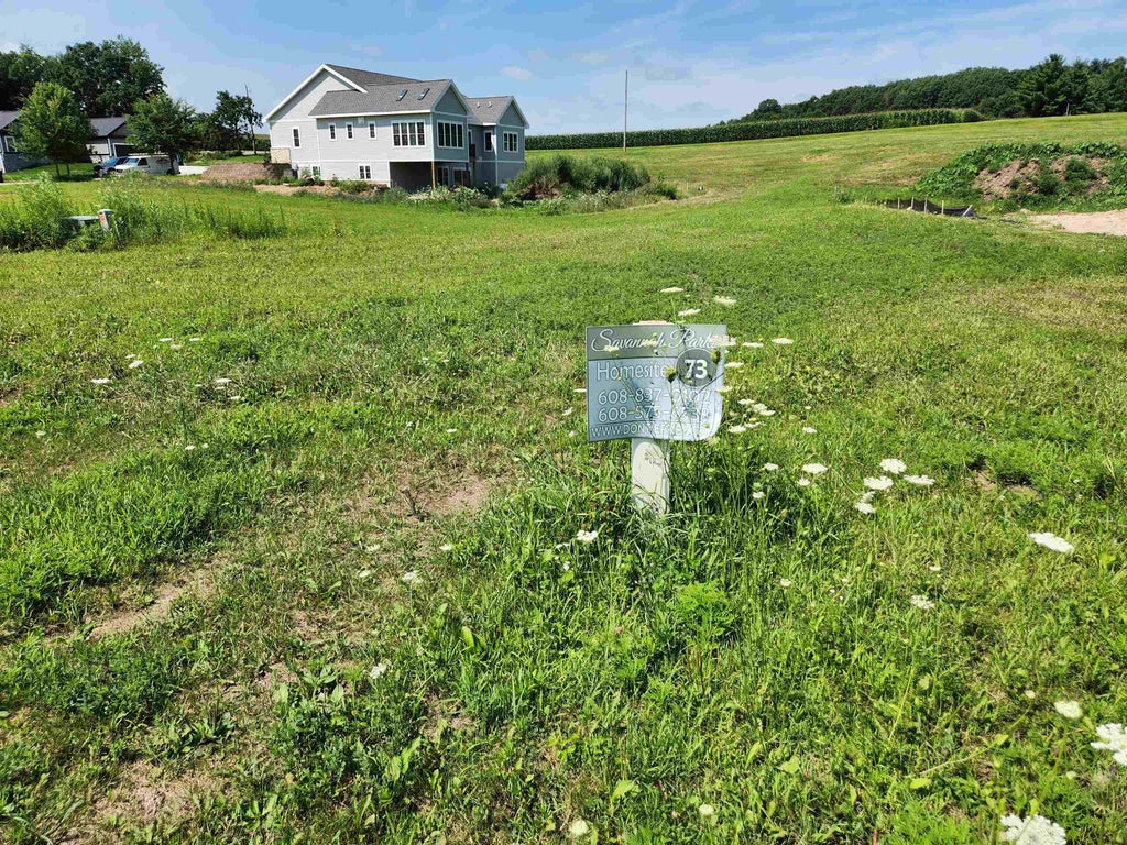 85 Savannah Parkway, Deerfield