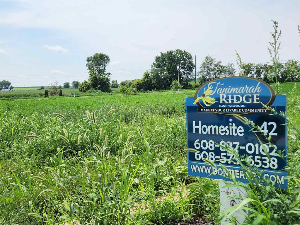 854 Capitol Drive, Dane