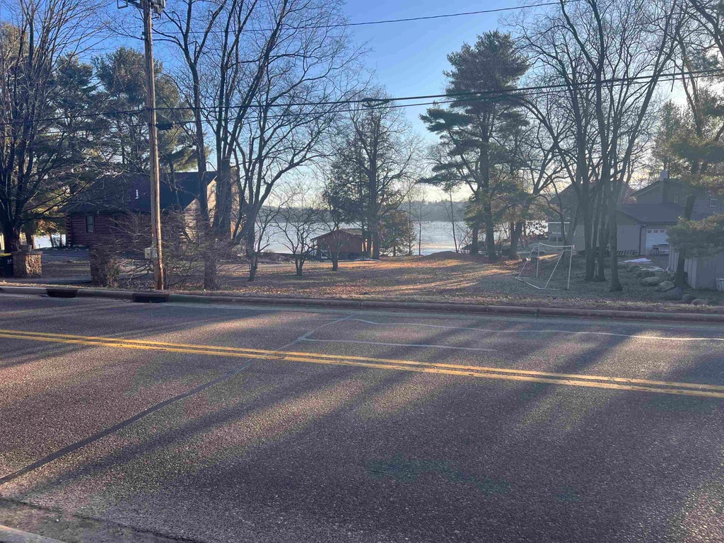 Lot 3 E Hiawatha Drive, Lake Delton
