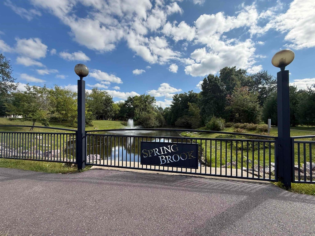 200 Cliffside Drive, Lake Delton