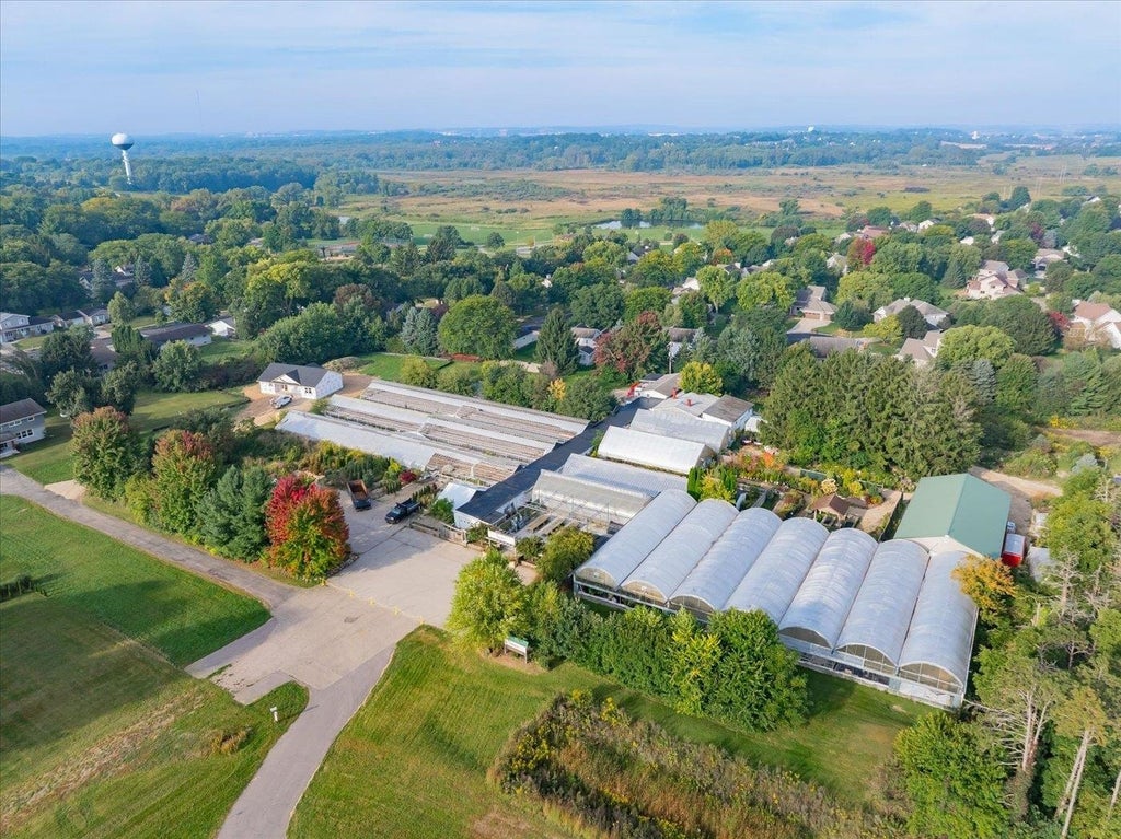 5323 Carnation Way, Westport