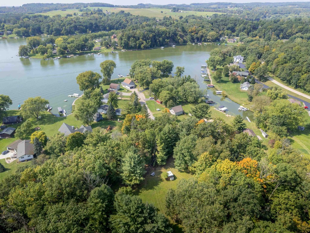 L13 Heron E Redstone Drive, La Valle