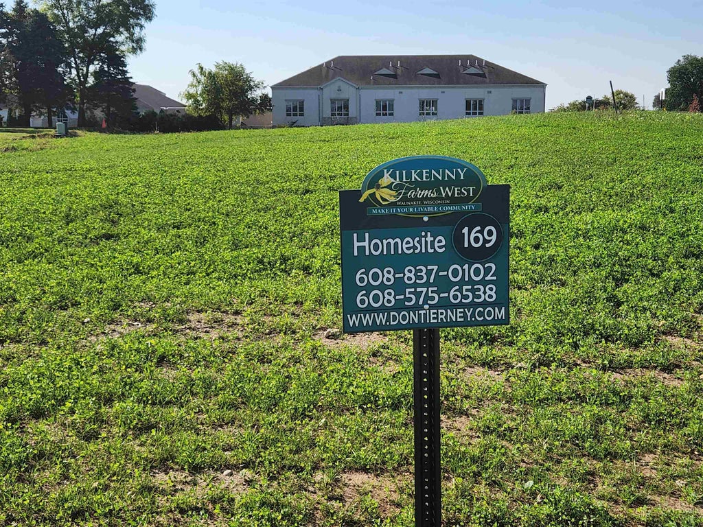 1600 Eileen Court, Waunakee