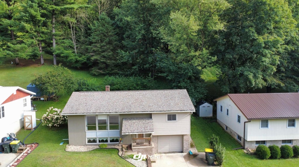987 Valley View Drive, Richland Center