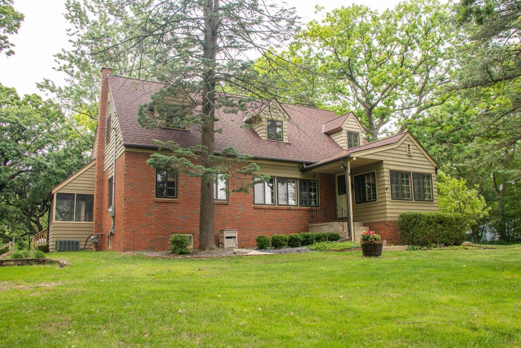 7 E Valley Road, Beloit