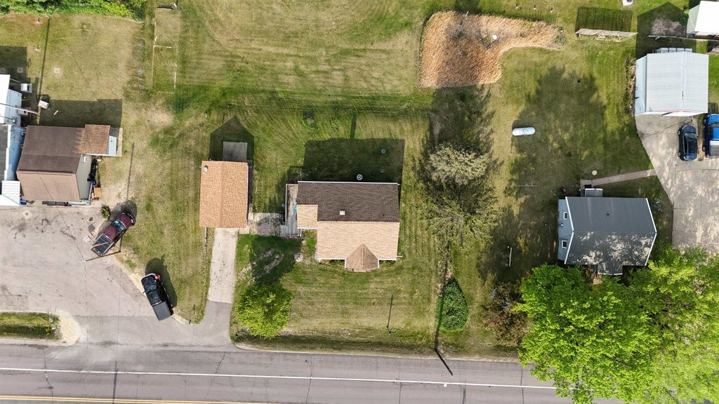 5869 State Highway 27, Little Falls