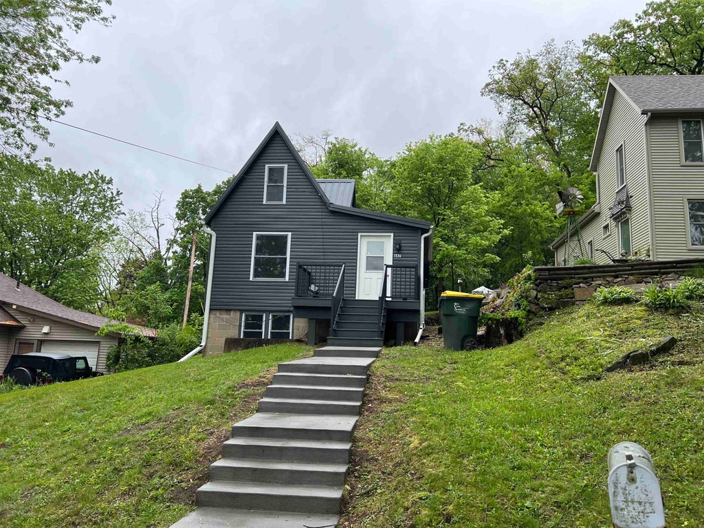 667 S Ira Street, Richland Center