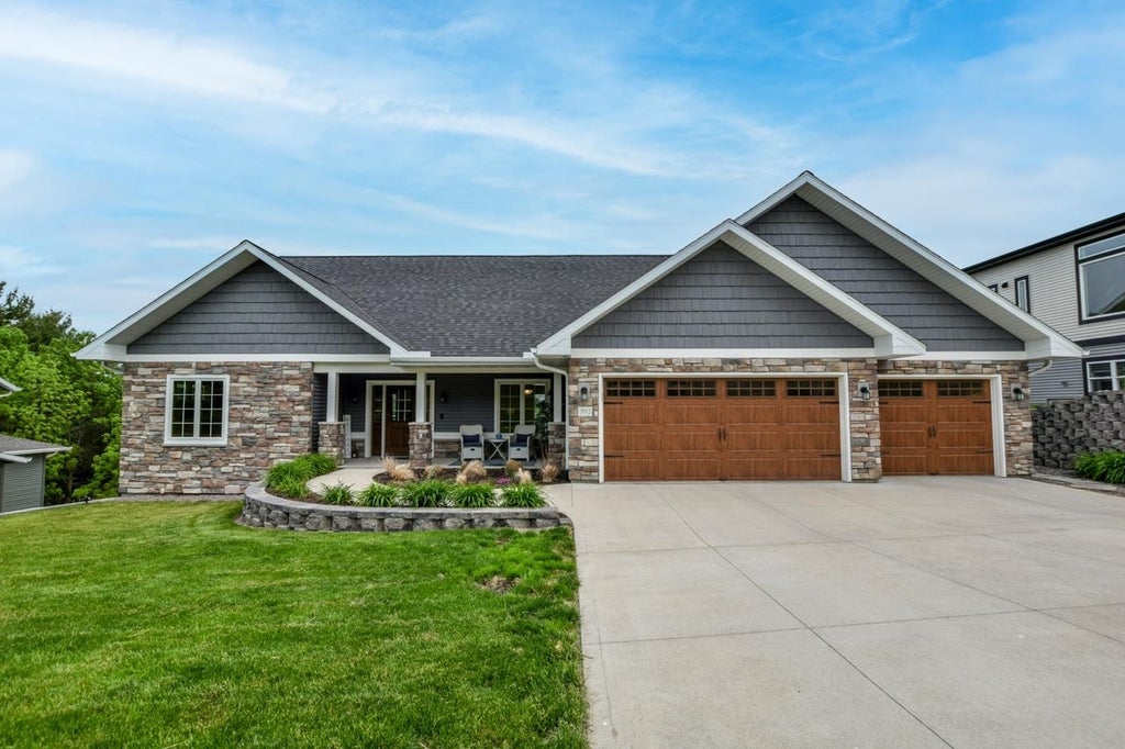 392 Campbell Hill Court, Deforest