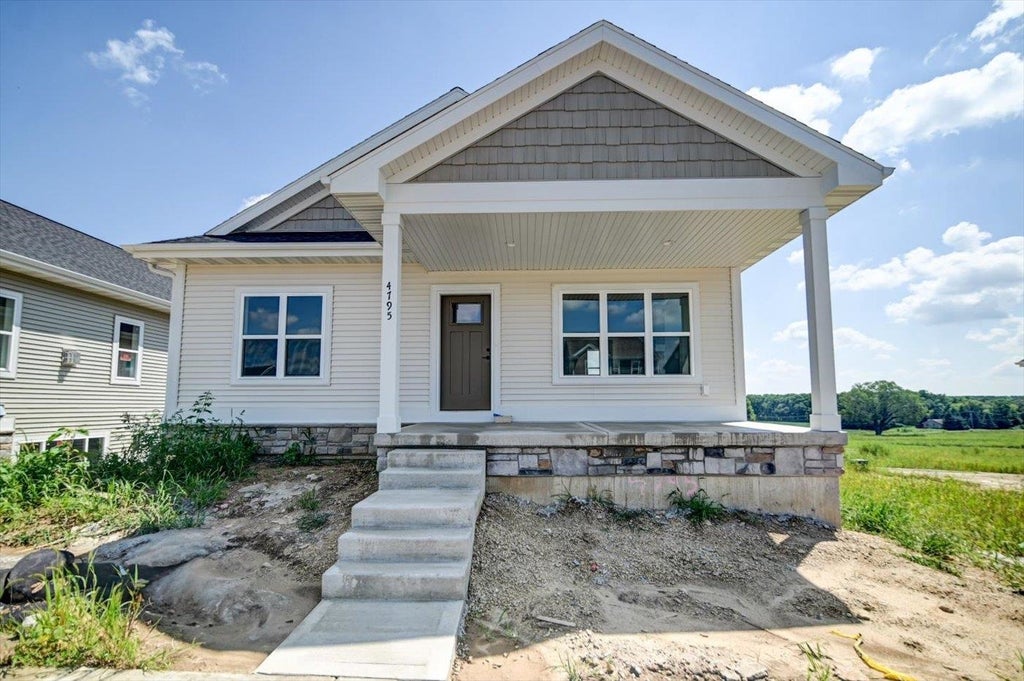 4795 Lacy Road, Fitchburg