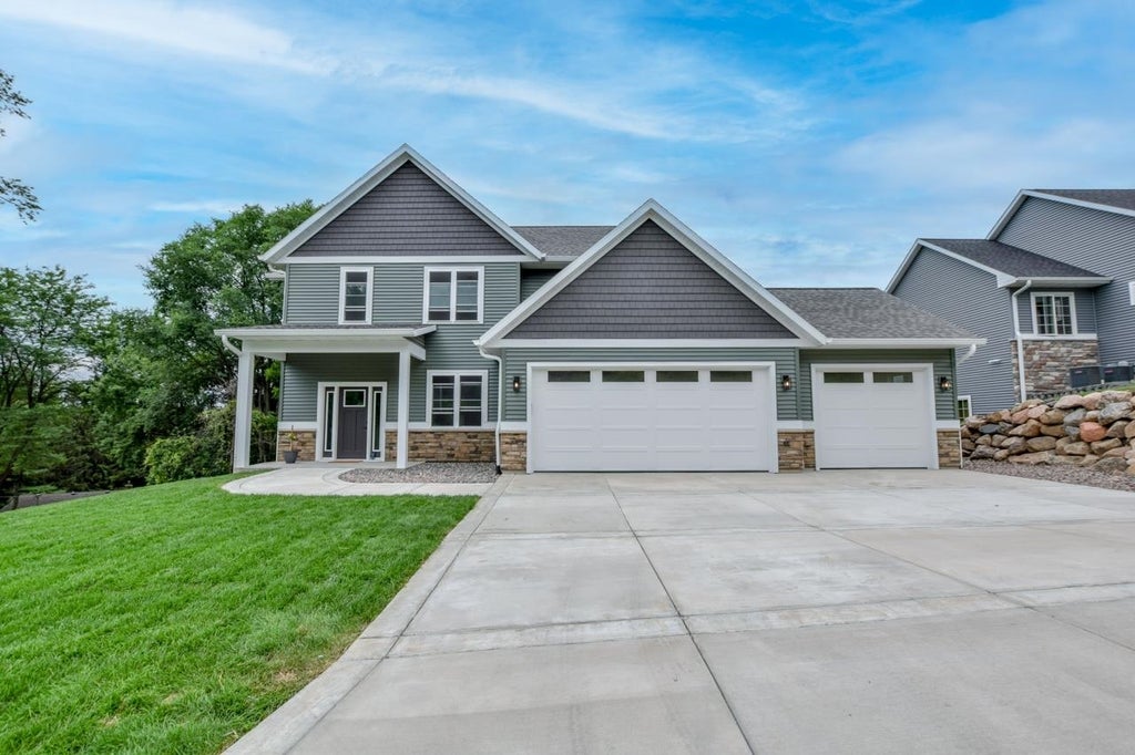 396 Campbell Hill Court, Deforest