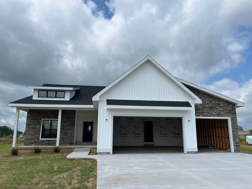 326 Willow Street, Pardeeville