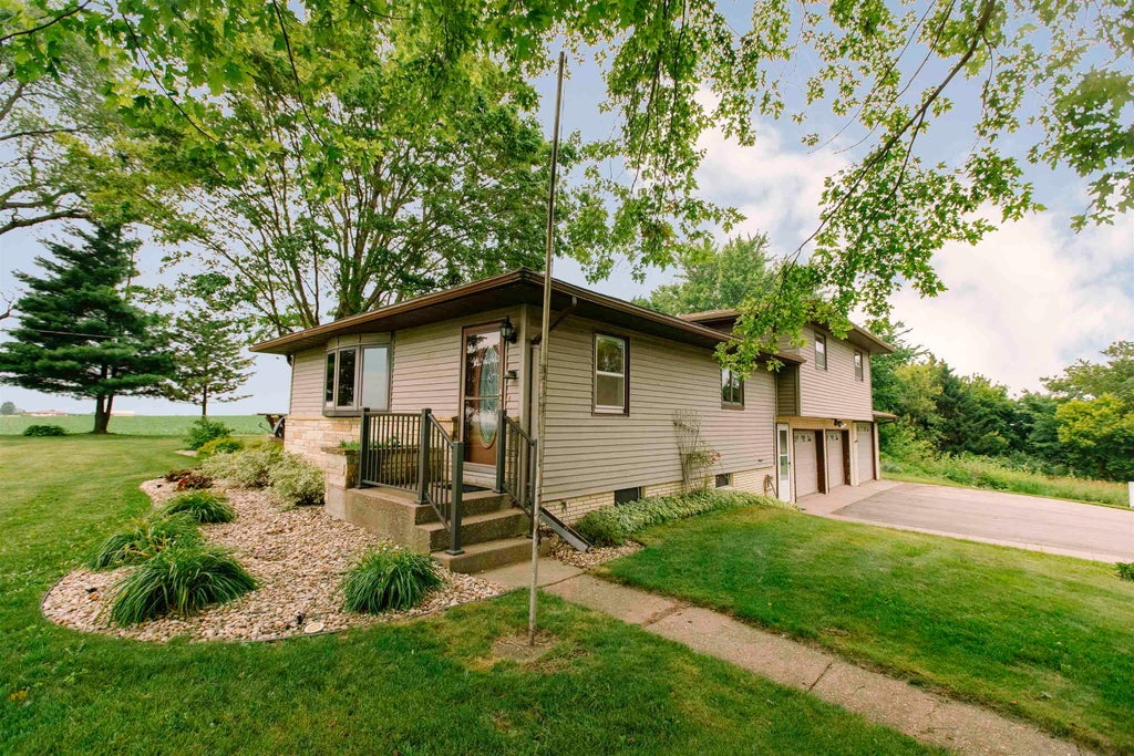 384 Wildcat Road, Mifflin