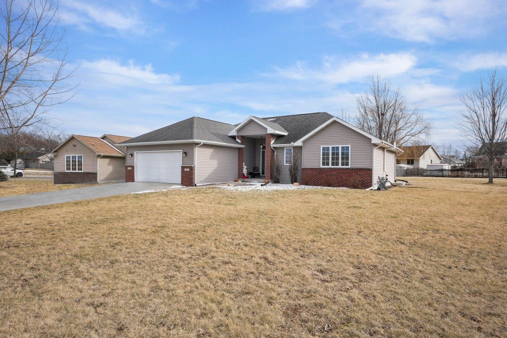 571 Hosanna Heights Court, Evansville